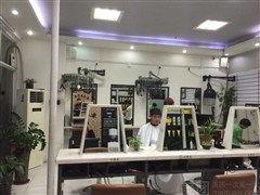 海口美发店服务最新爆料,揭秘潮流剪裁与个性护理秘籍 第3张 海口美发店服务最新爆料,揭秘潮流剪裁与个性护理秘籍 第3张